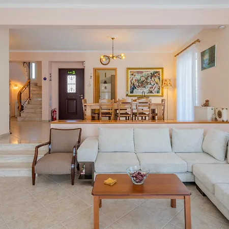 Villa Mykines